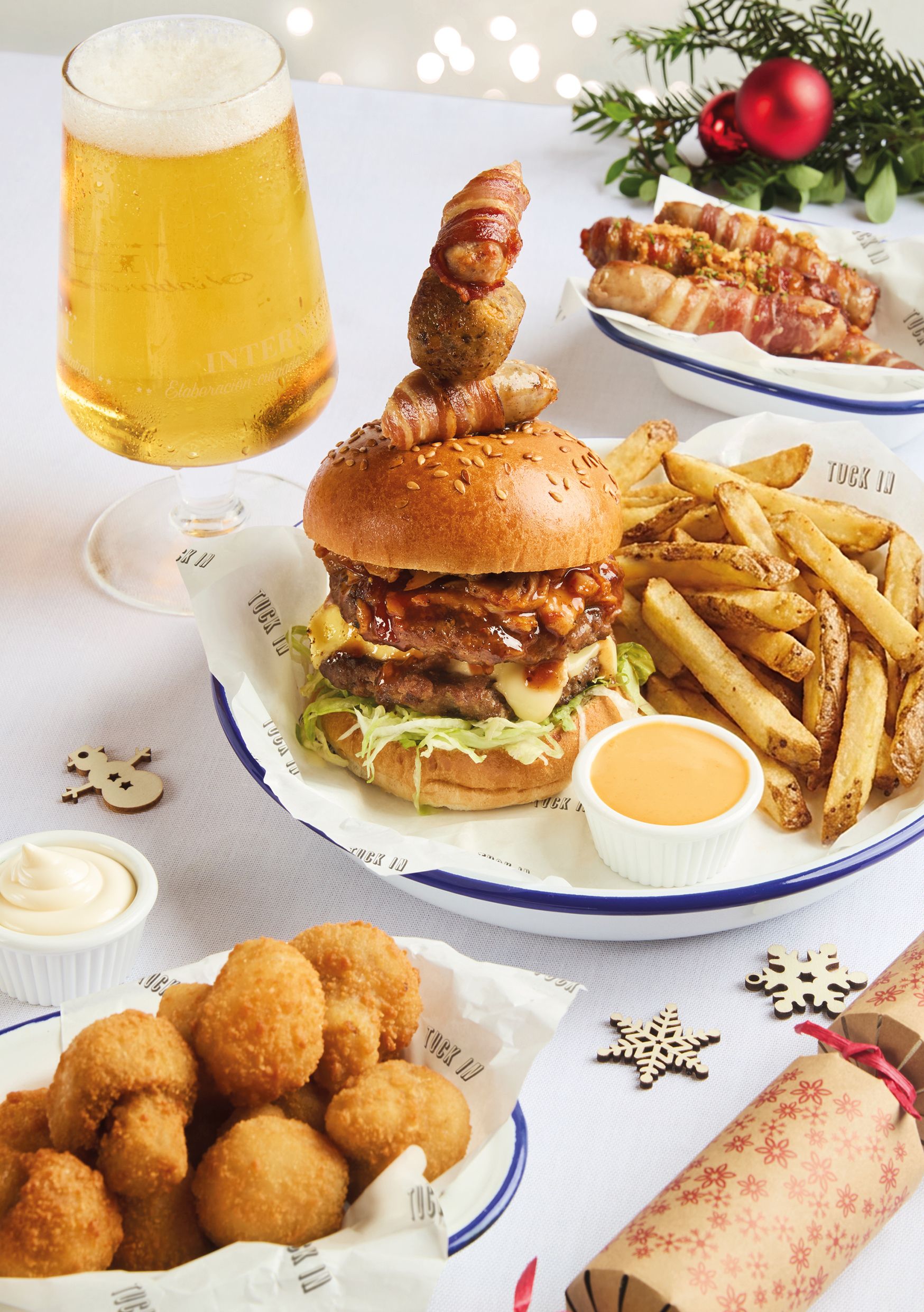 Festive Lunch & Dinner at The Poachers Barn in Osgodby